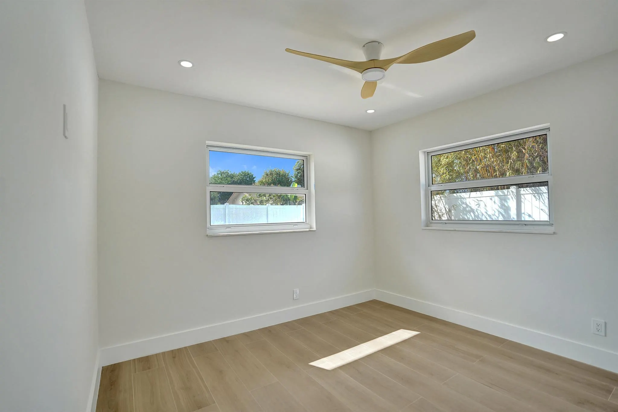 530 Kingbird Circle