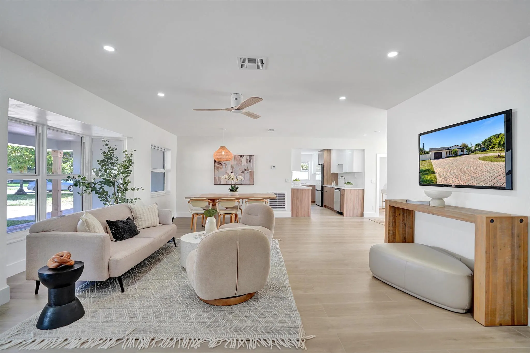 530 Kingbird Circle
