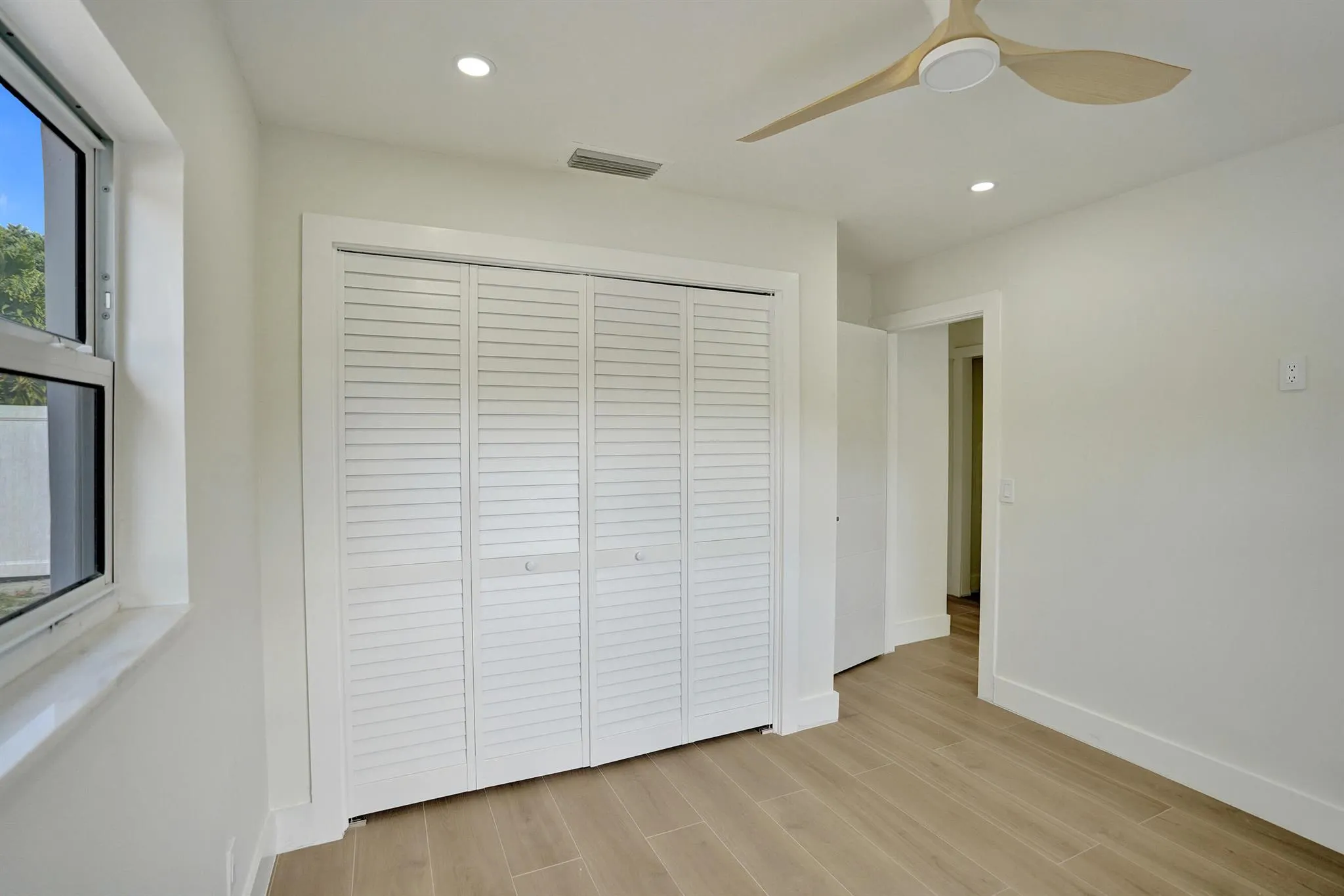 530 Kingbird Circle