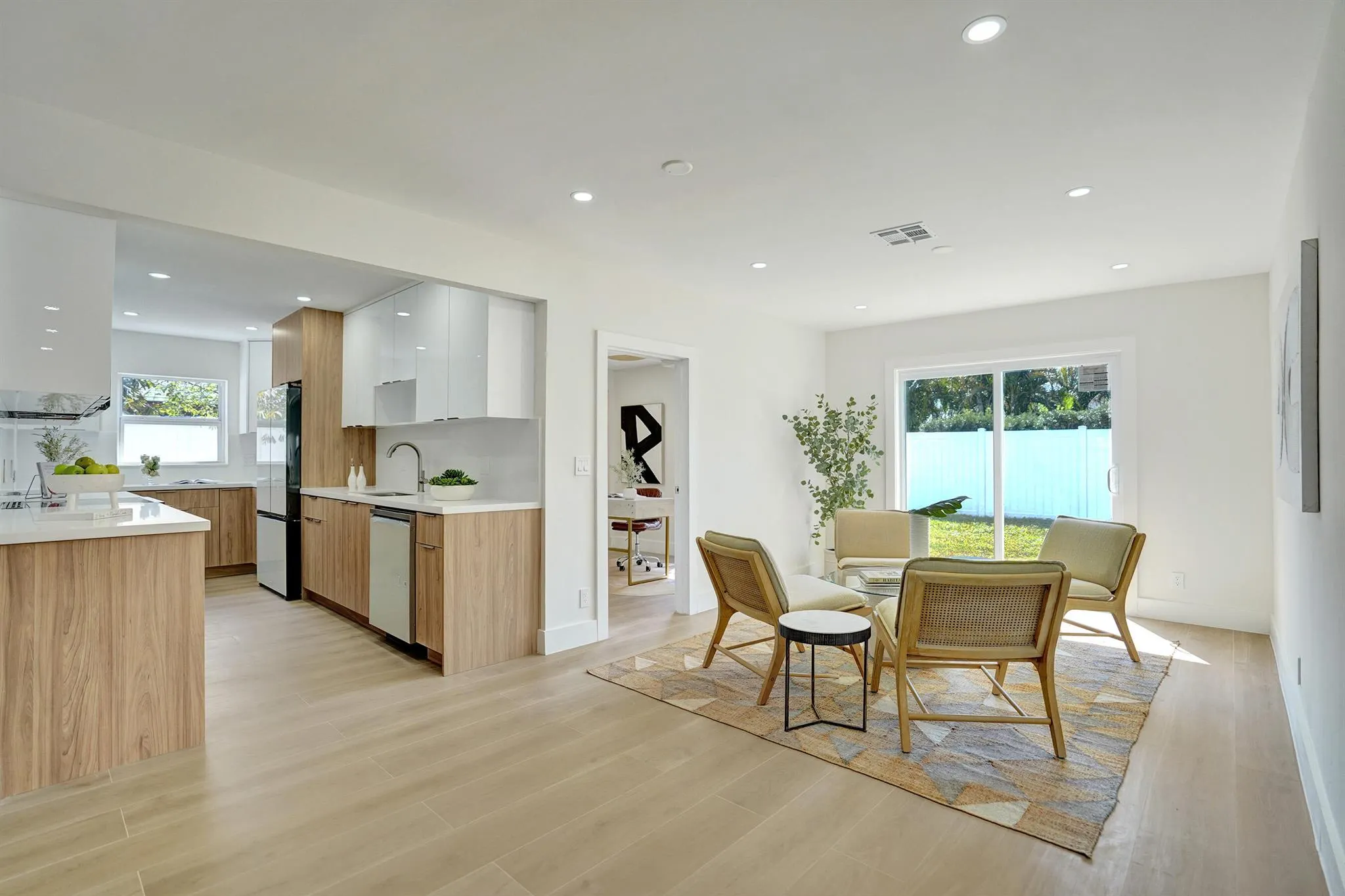 530 Kingbird Circle