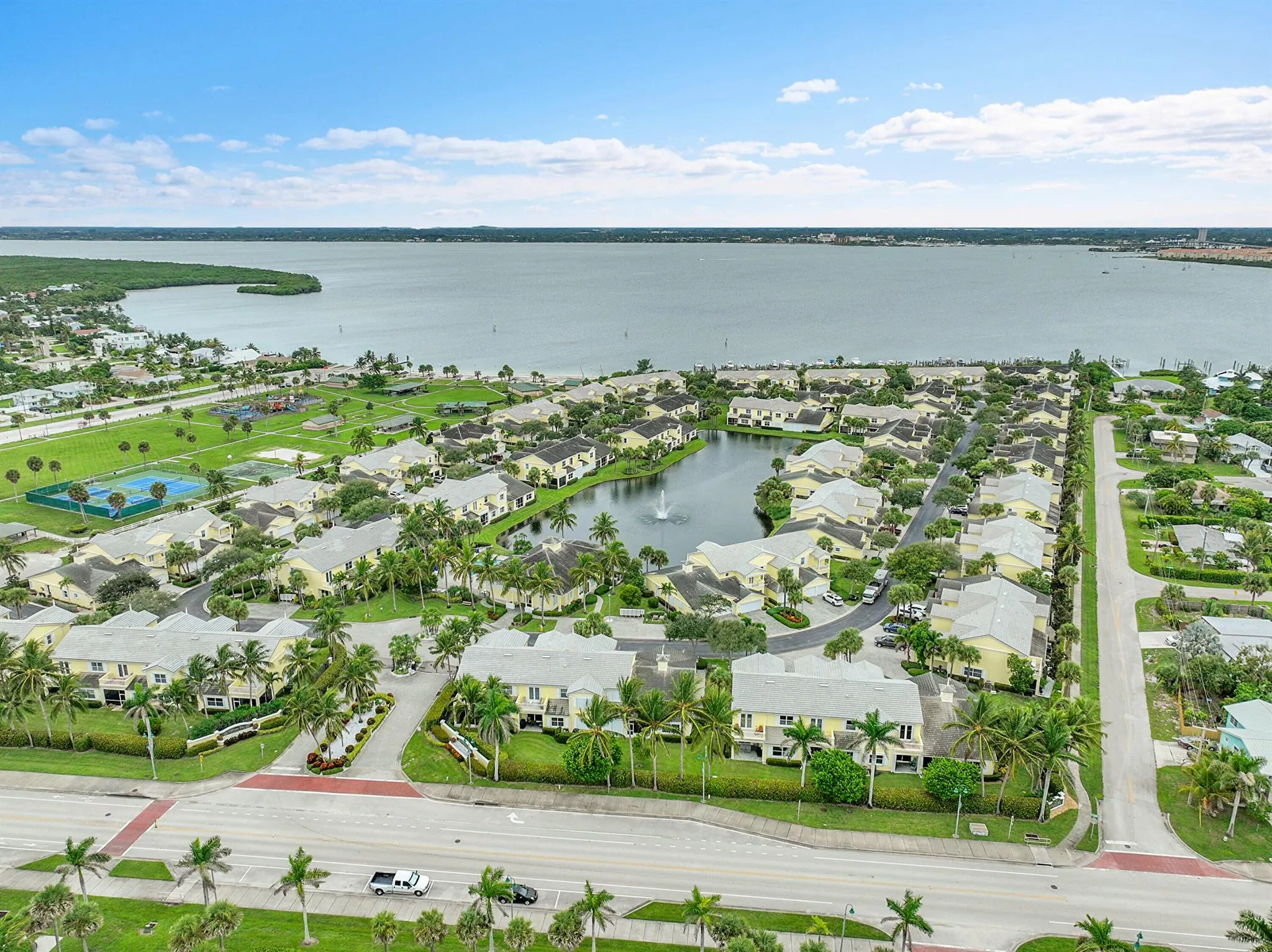 505 Mariner Bay Boulevard