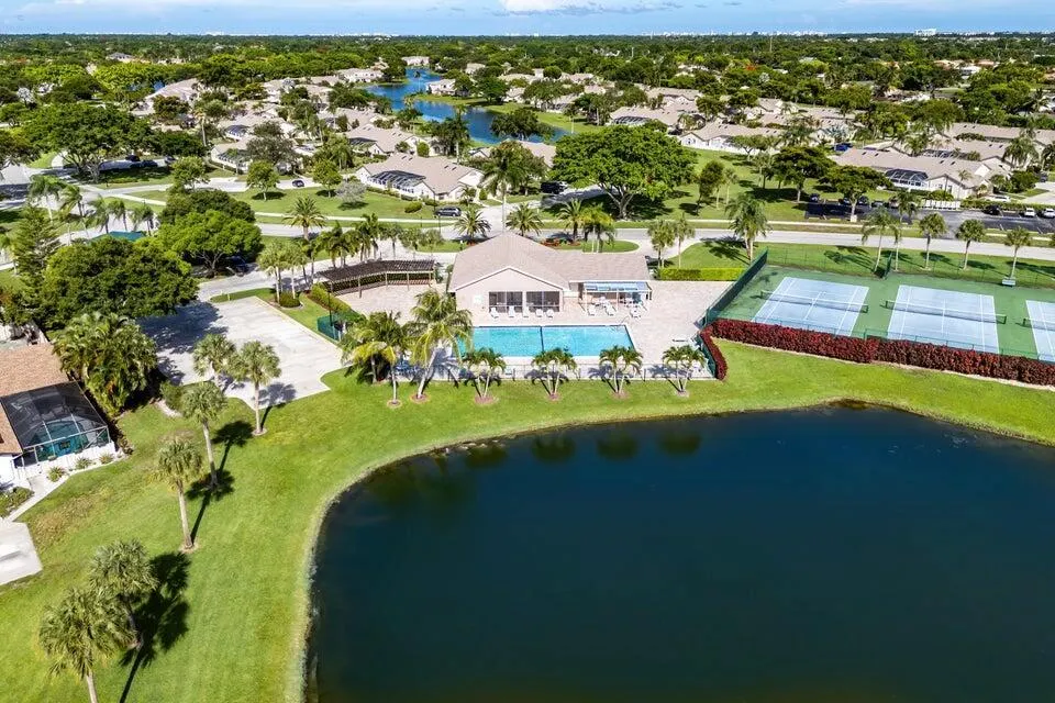 9568 Boca Gardens Parkway, #B