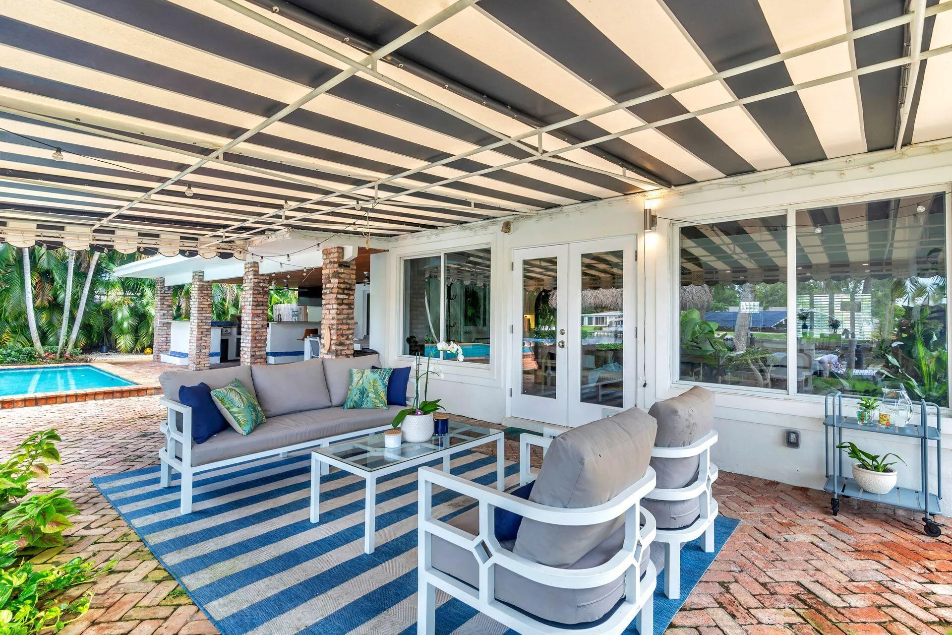 7813 Pine Tree Lane