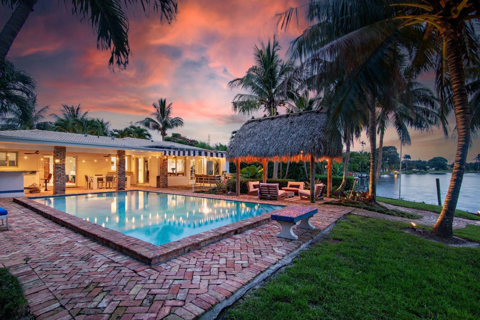 7813 Pine Tree Lane