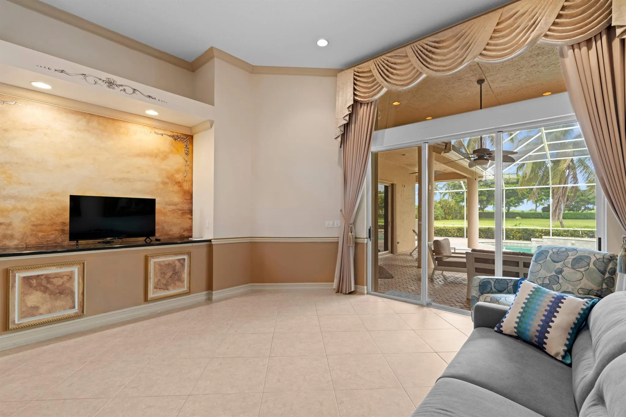 21134 Falls Ridge Way