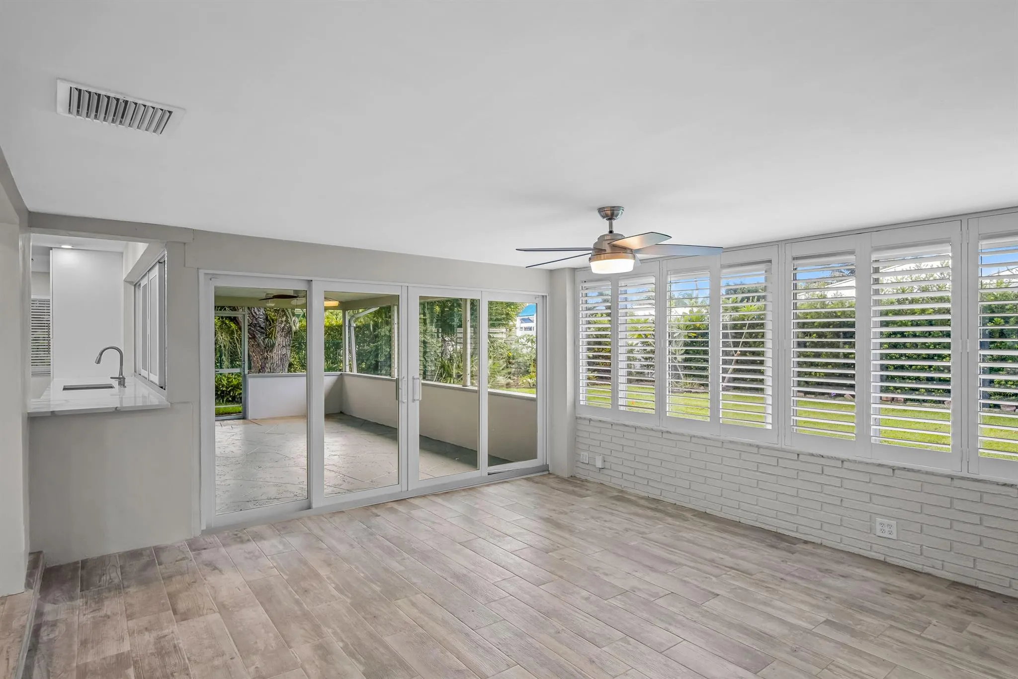 127 SW 7 Avenue