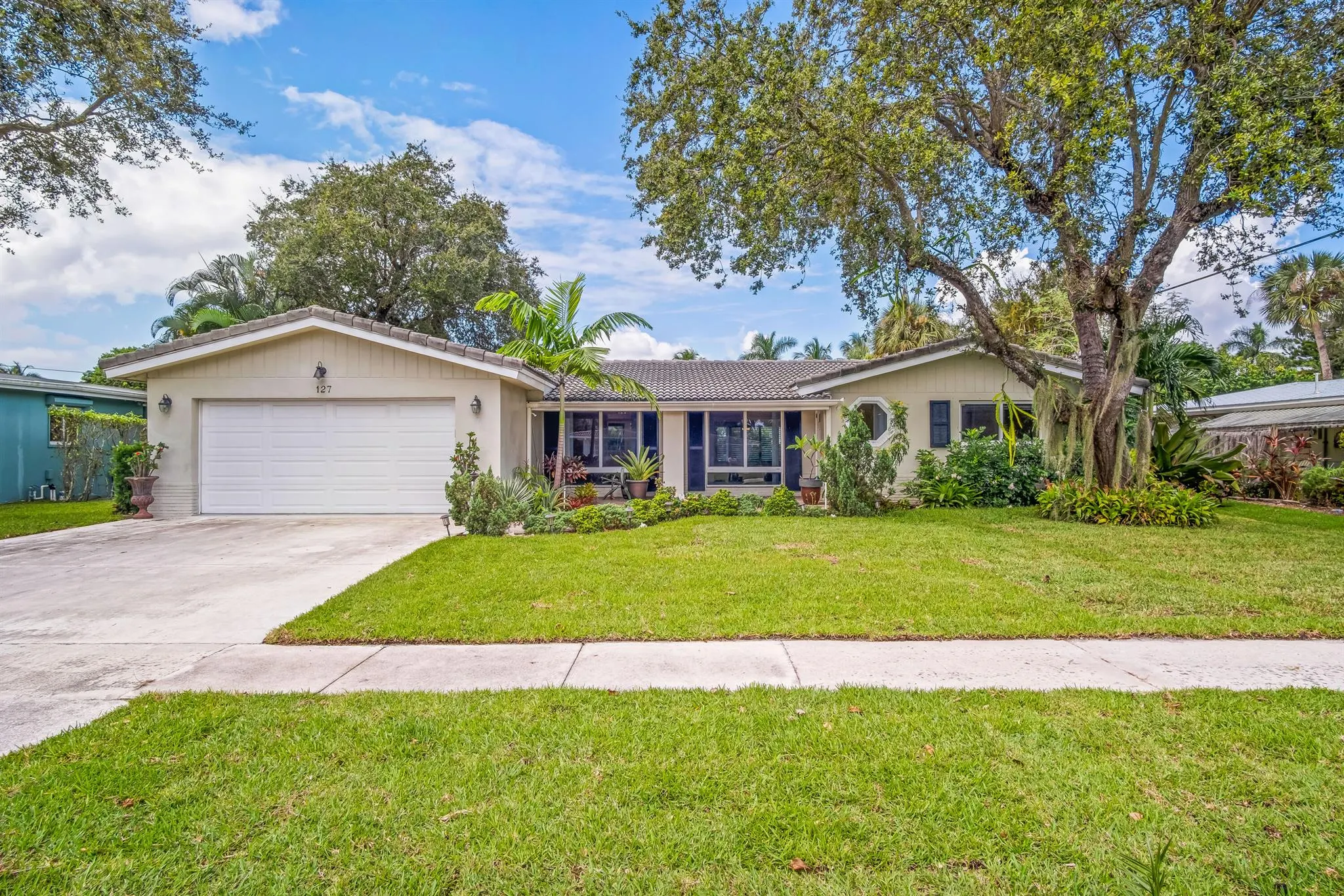 127 SW 7 Avenue