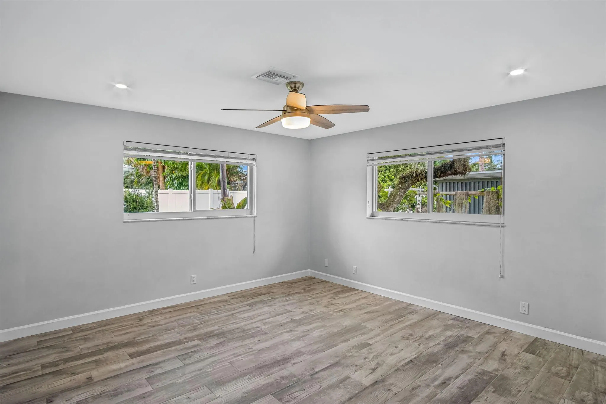 127 SW 7 Avenue