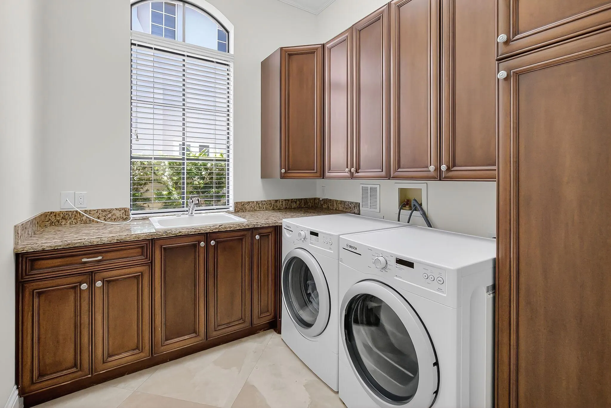 838 NE 70th Street