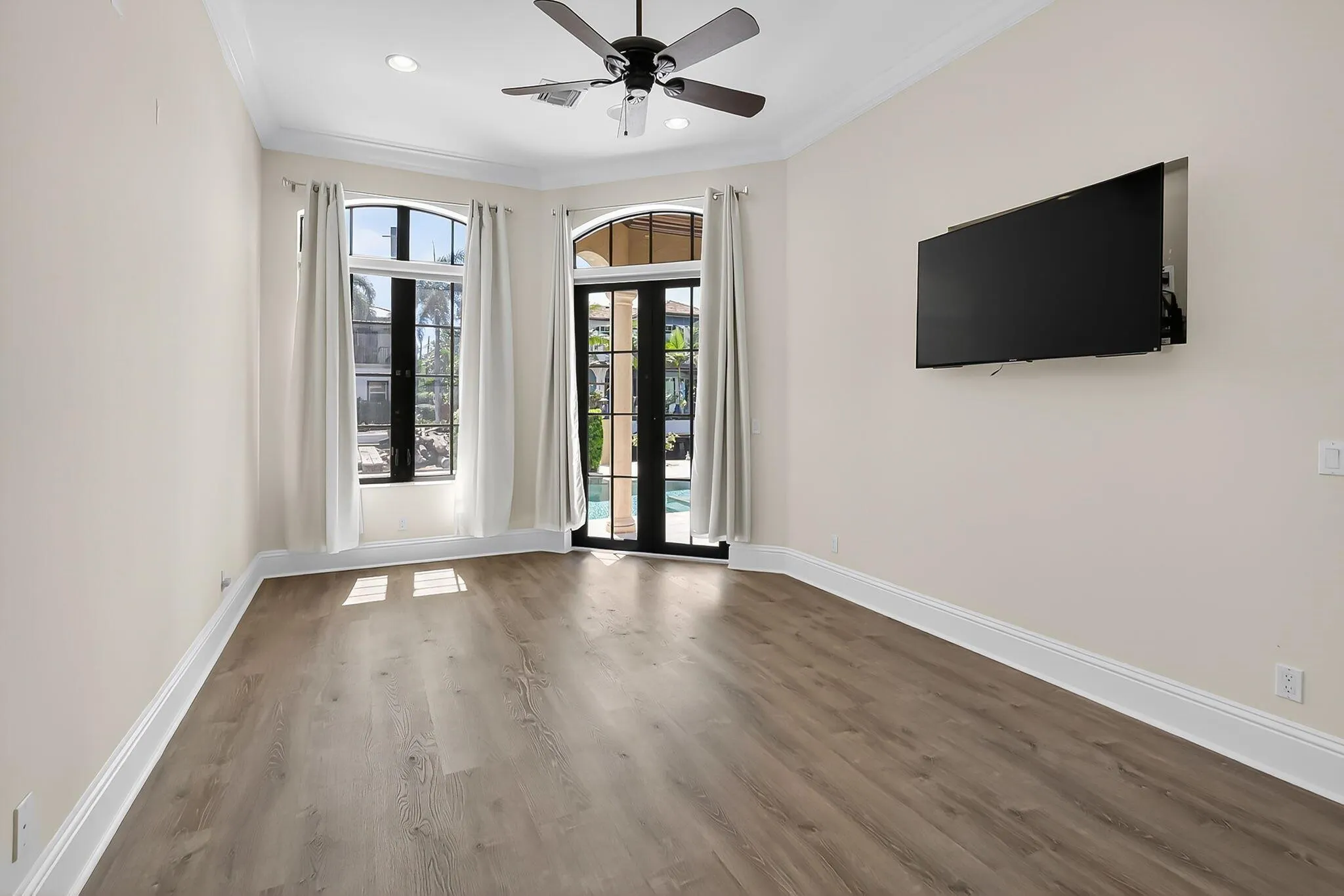 838 NE 70th Street