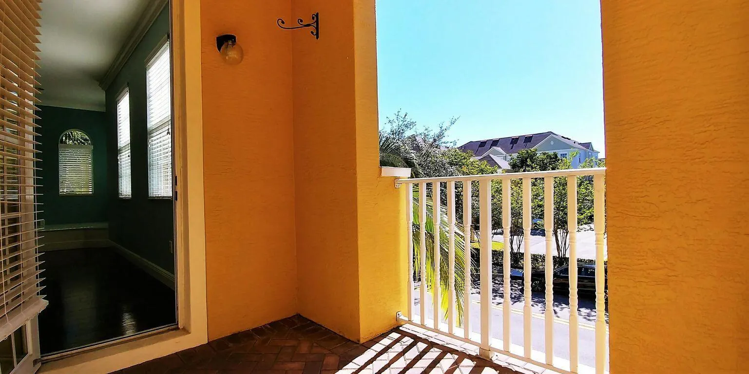 127 Seagrape Drive, #201