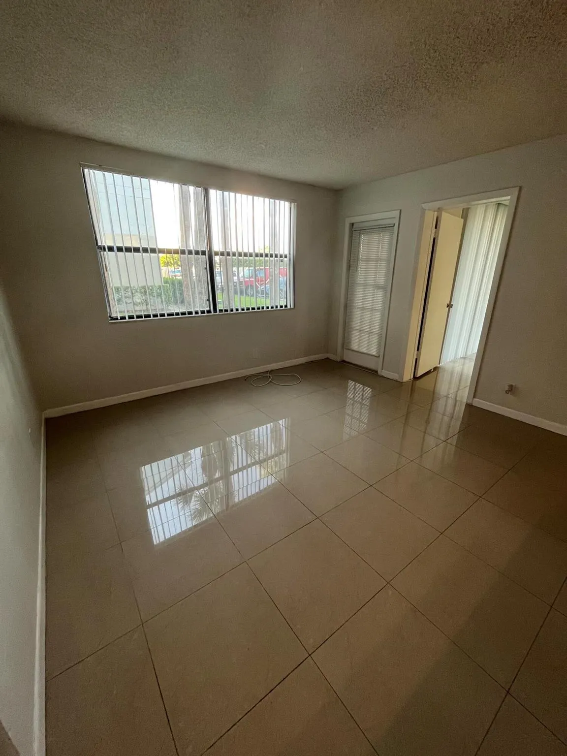 752 Executive Center Drive, #14