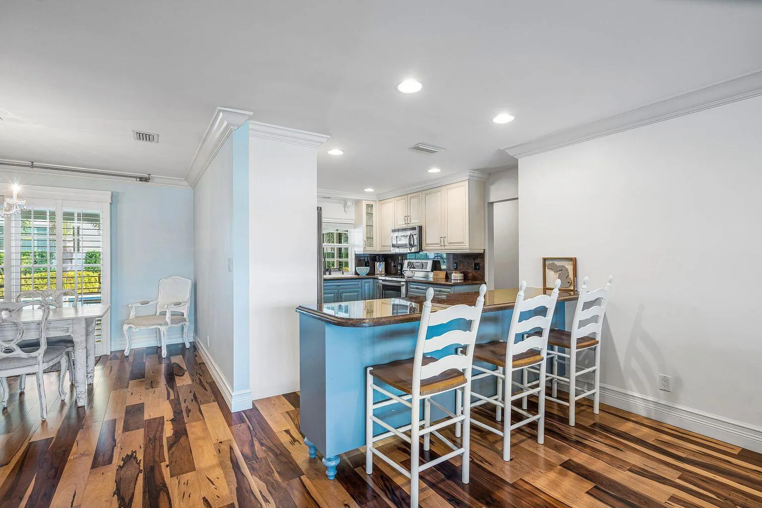 899 Barcelona Drive