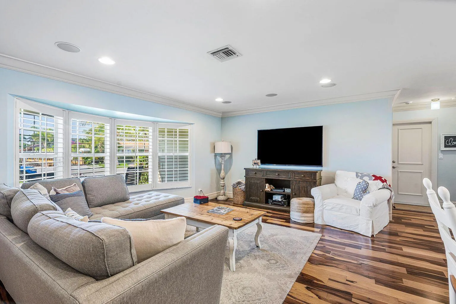 899 Barcelona Drive