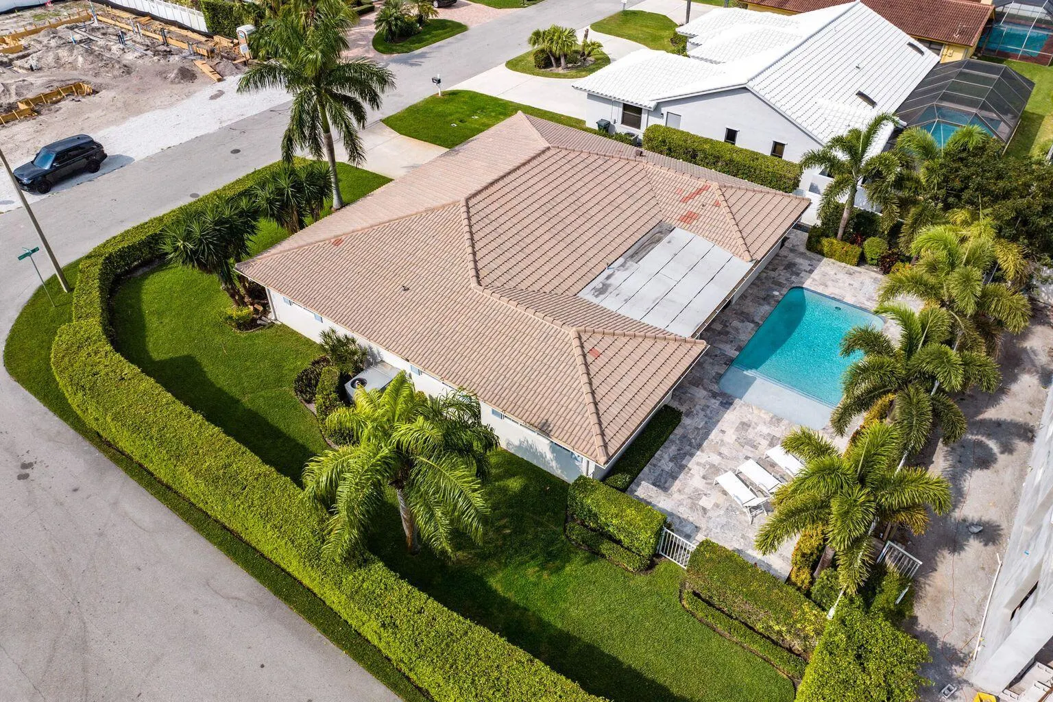 899 Barcelona Drive