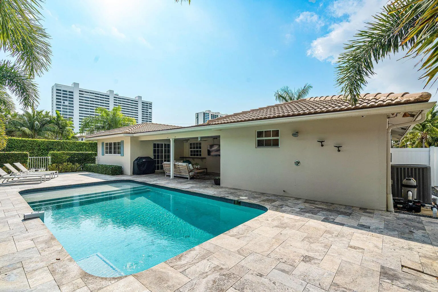 899 Barcelona Drive