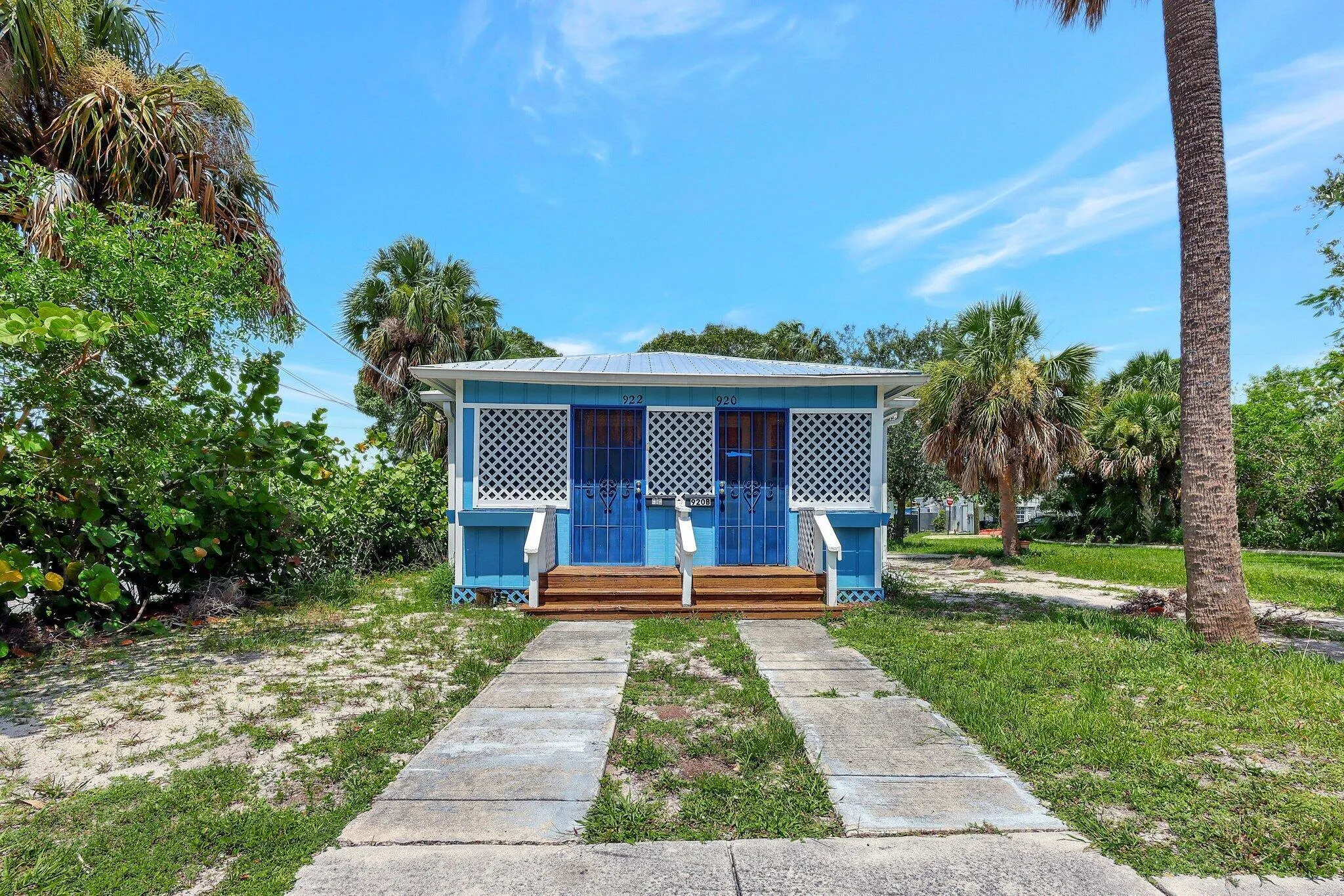 922 SE Bayou Avenue, #B