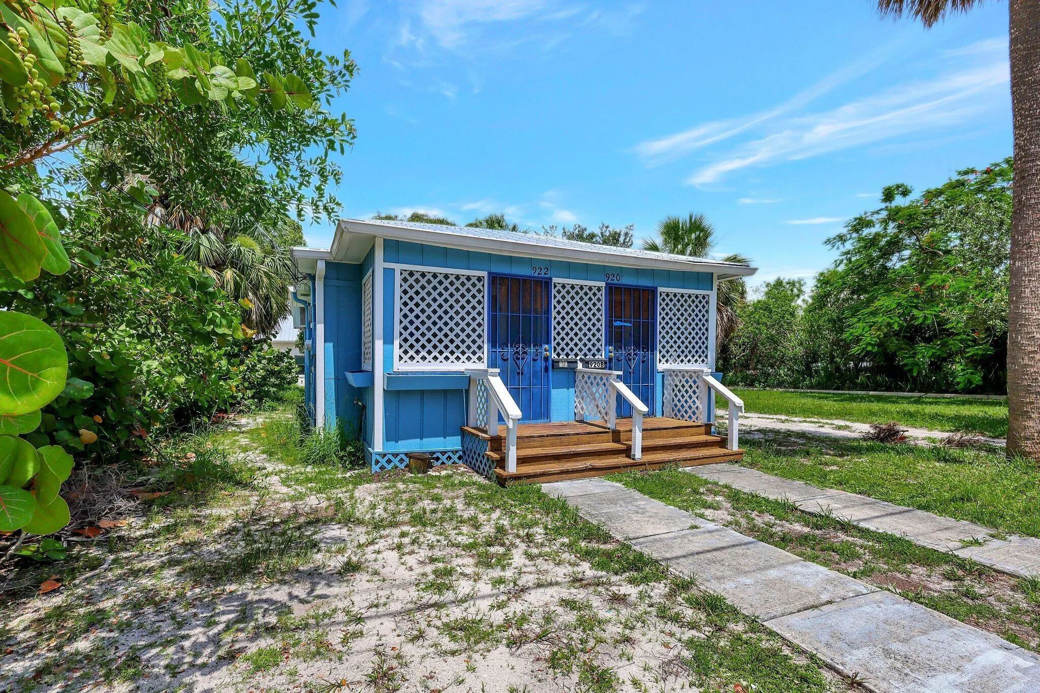 922 SE Bayou Avenue, #B