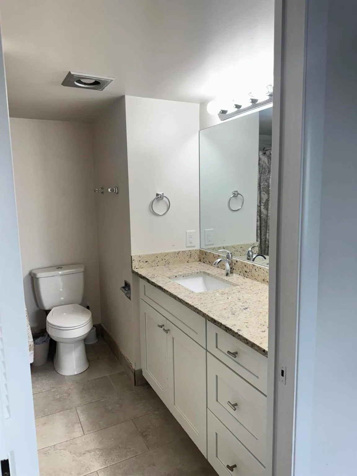 2039 Rexford, #C