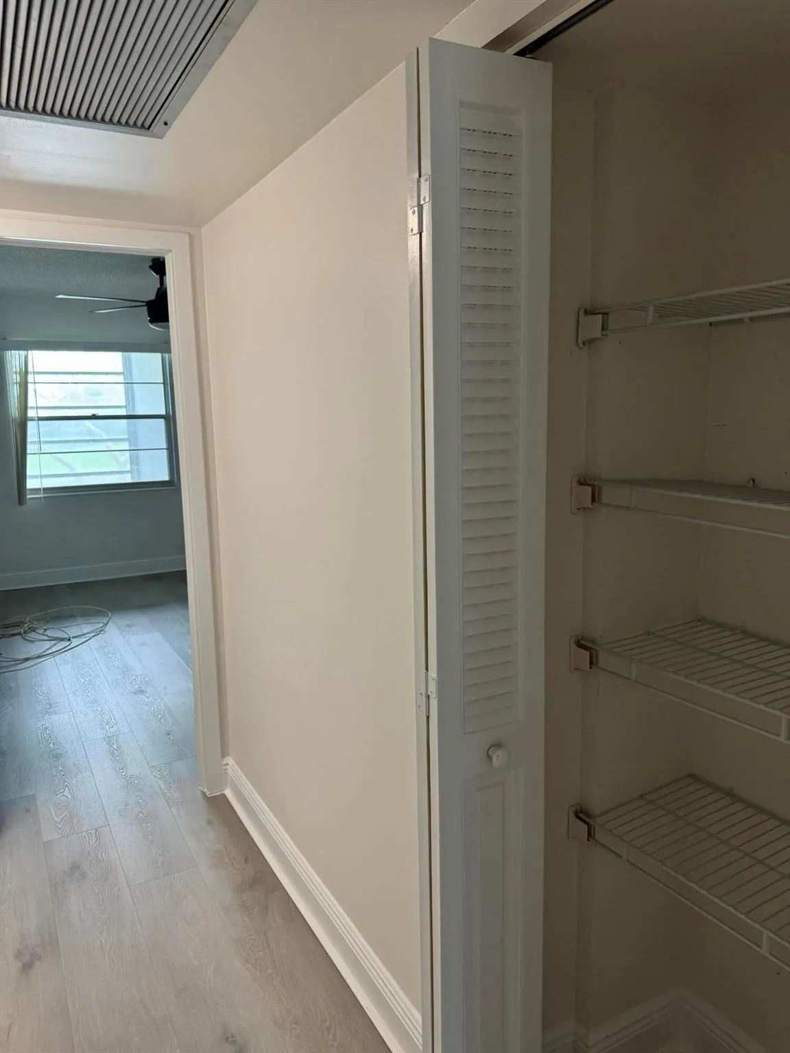 2039 Rexford, #C