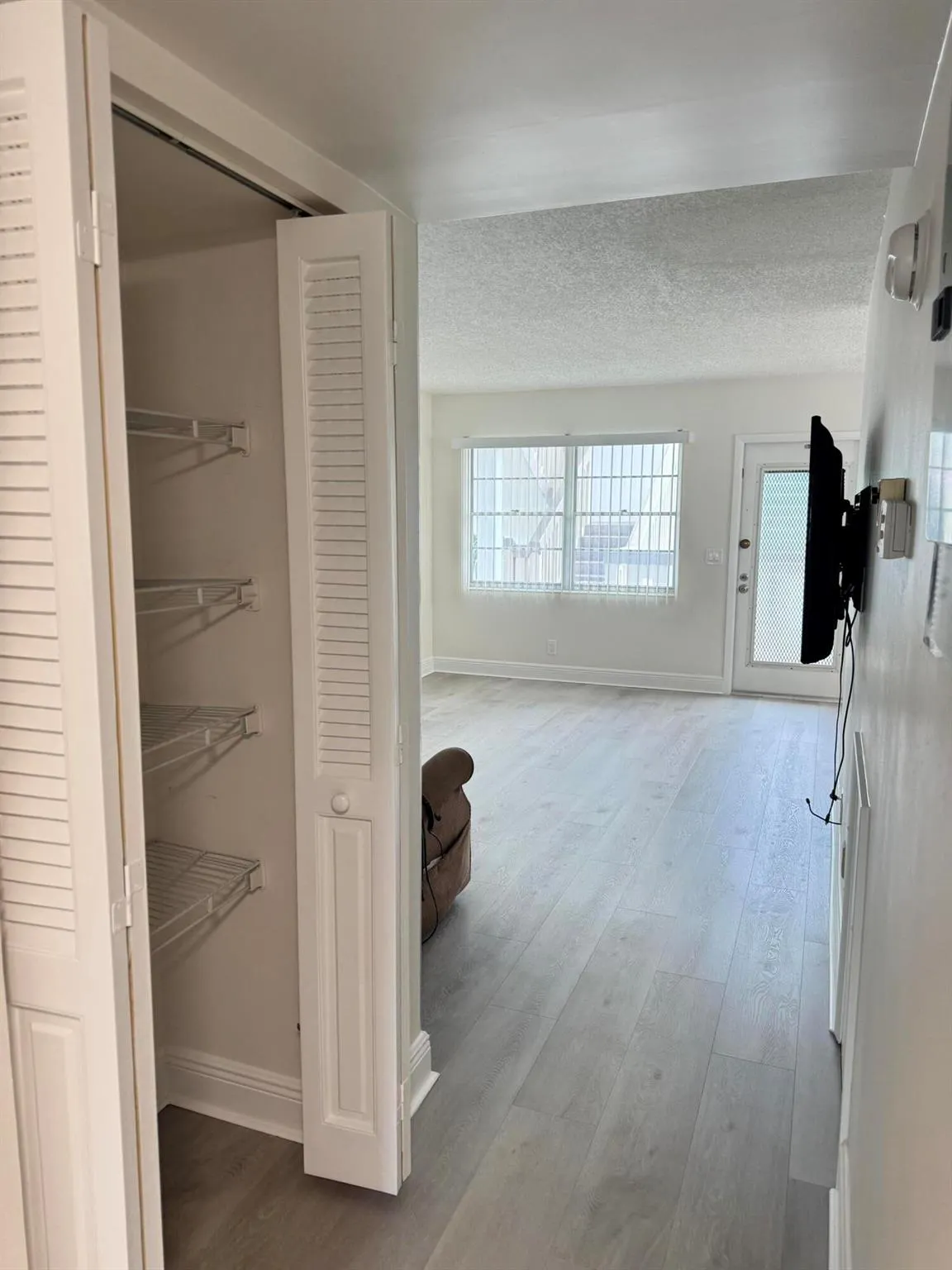 2039 Rexford, #C
