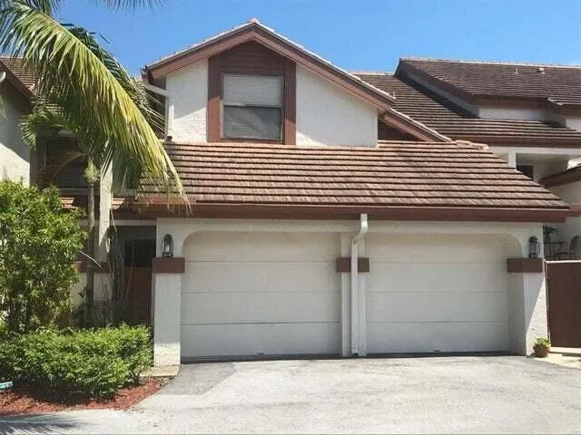 12692 Shoreline Drive, #3c