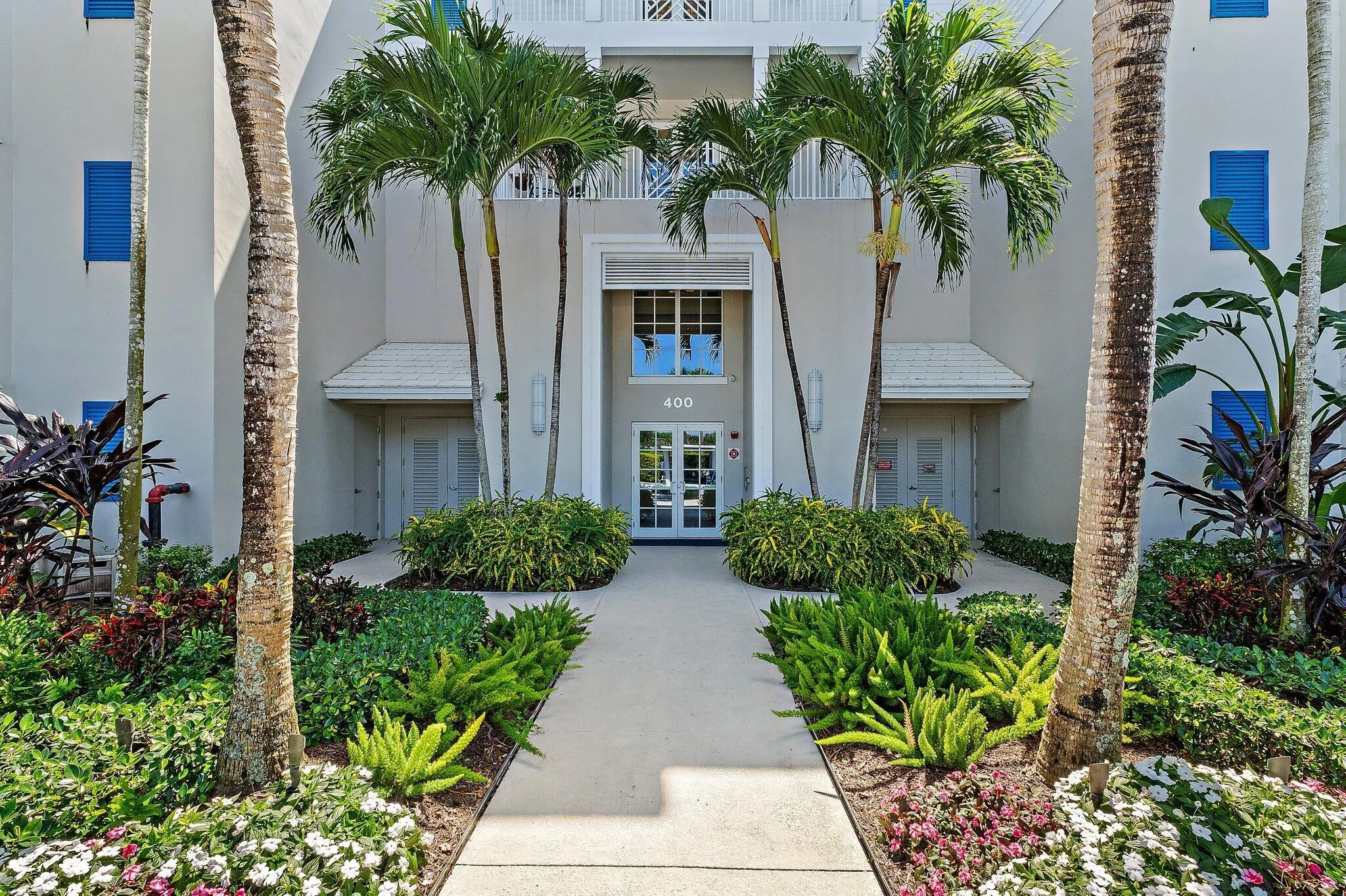 411 Bay Colony Drive N, #& Slip #32