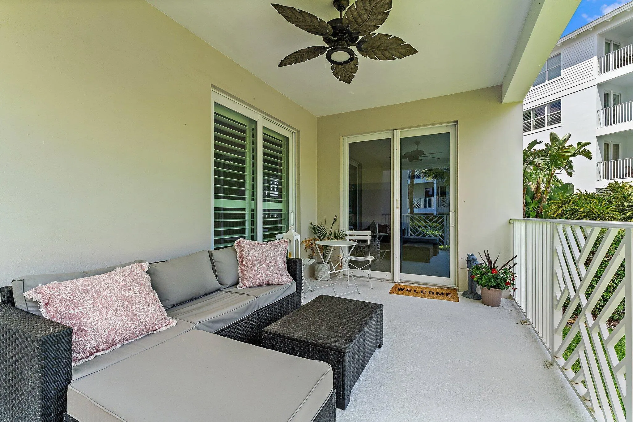 411 Bay Colony Drive N, #& Slip #32
