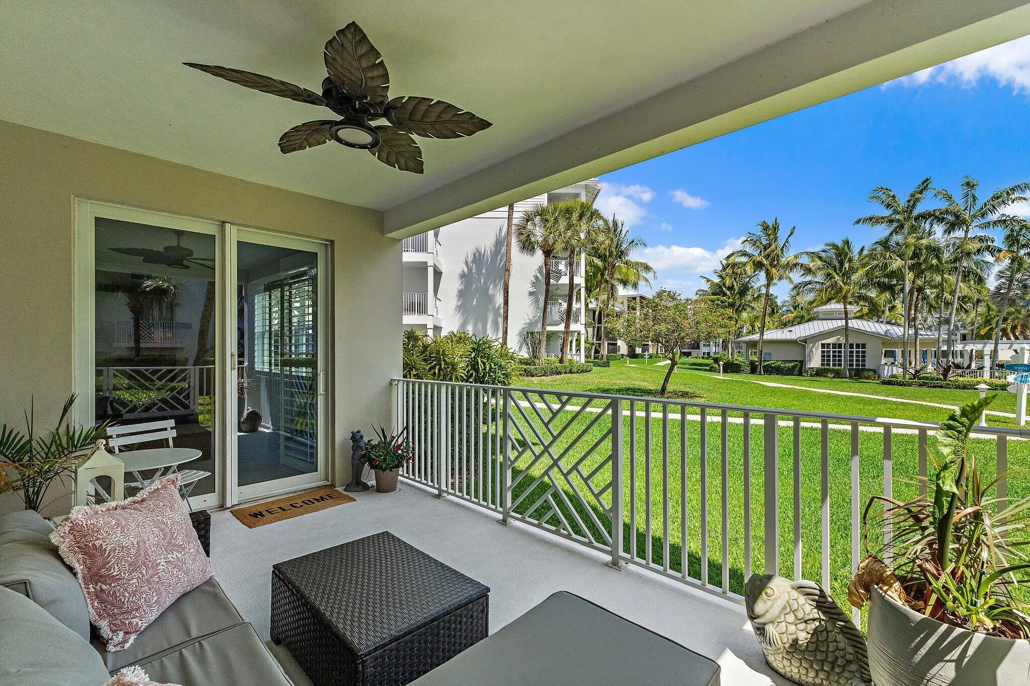 411 Bay Colony Drive N, #& Slip #32