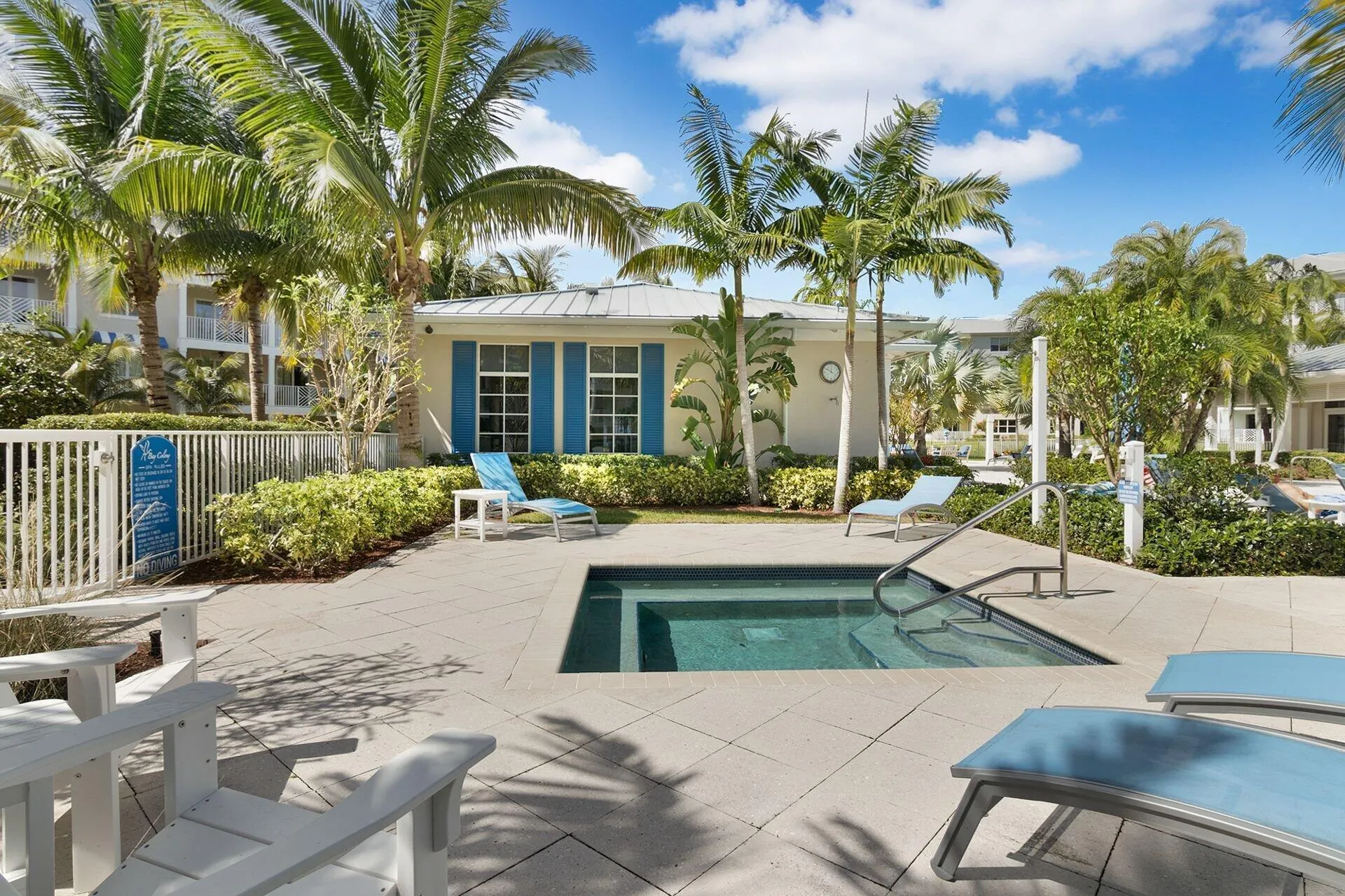 411 Bay Colony Drive N, #& Slip #32