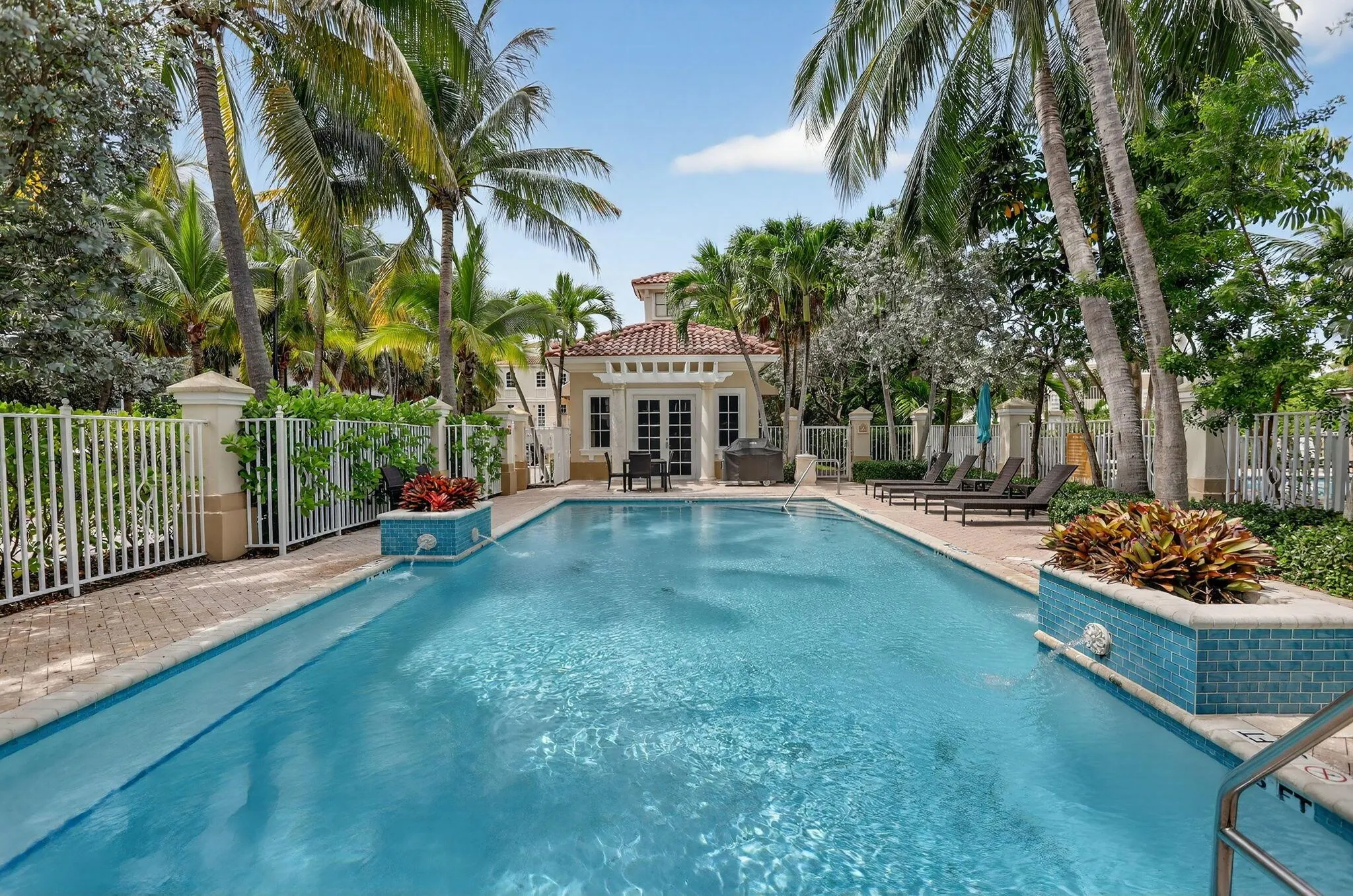 1200 Hillsboro Mile, #2203