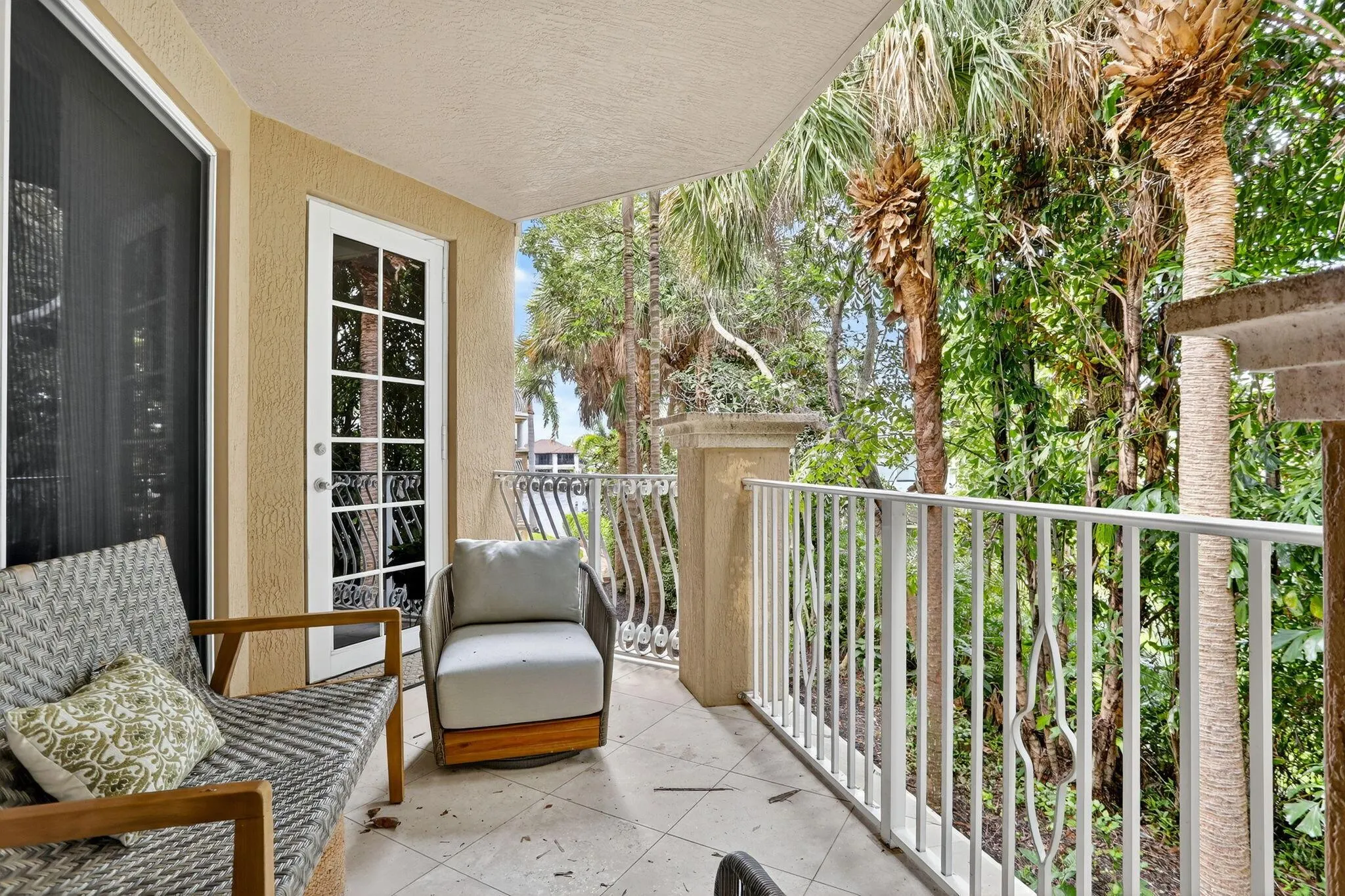 1200 Hillsboro Mile, #2203