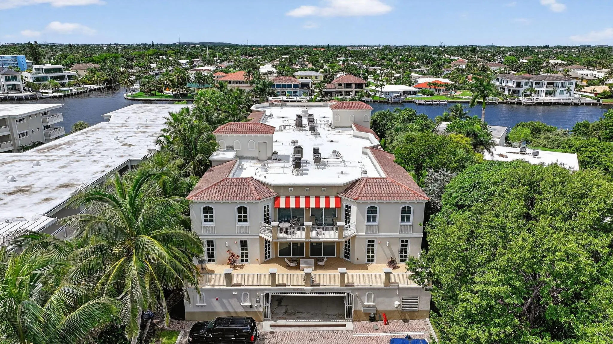 1200 Hillsboro Mile, #2203