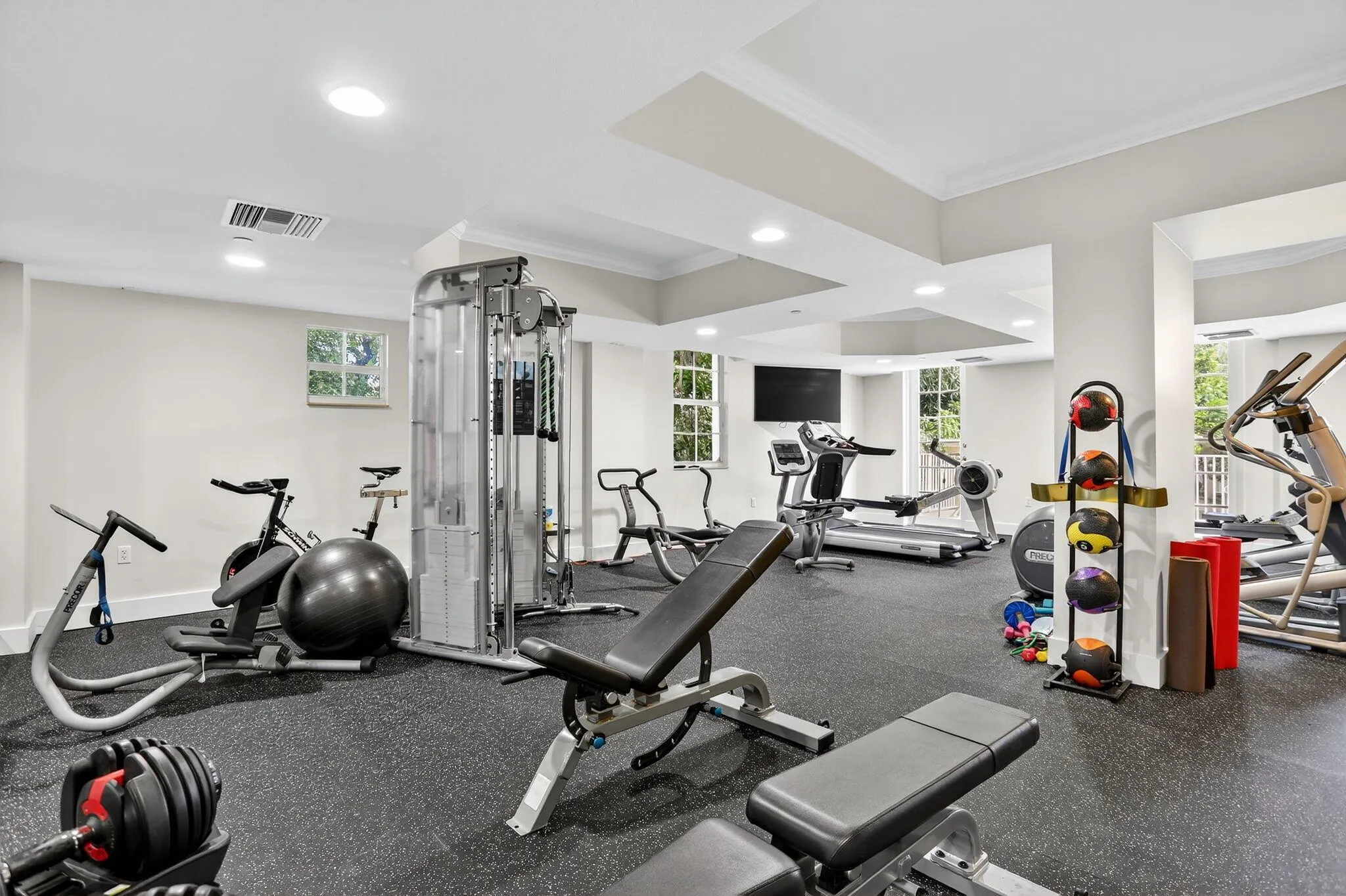 1200 Hillsboro Mile, #2203