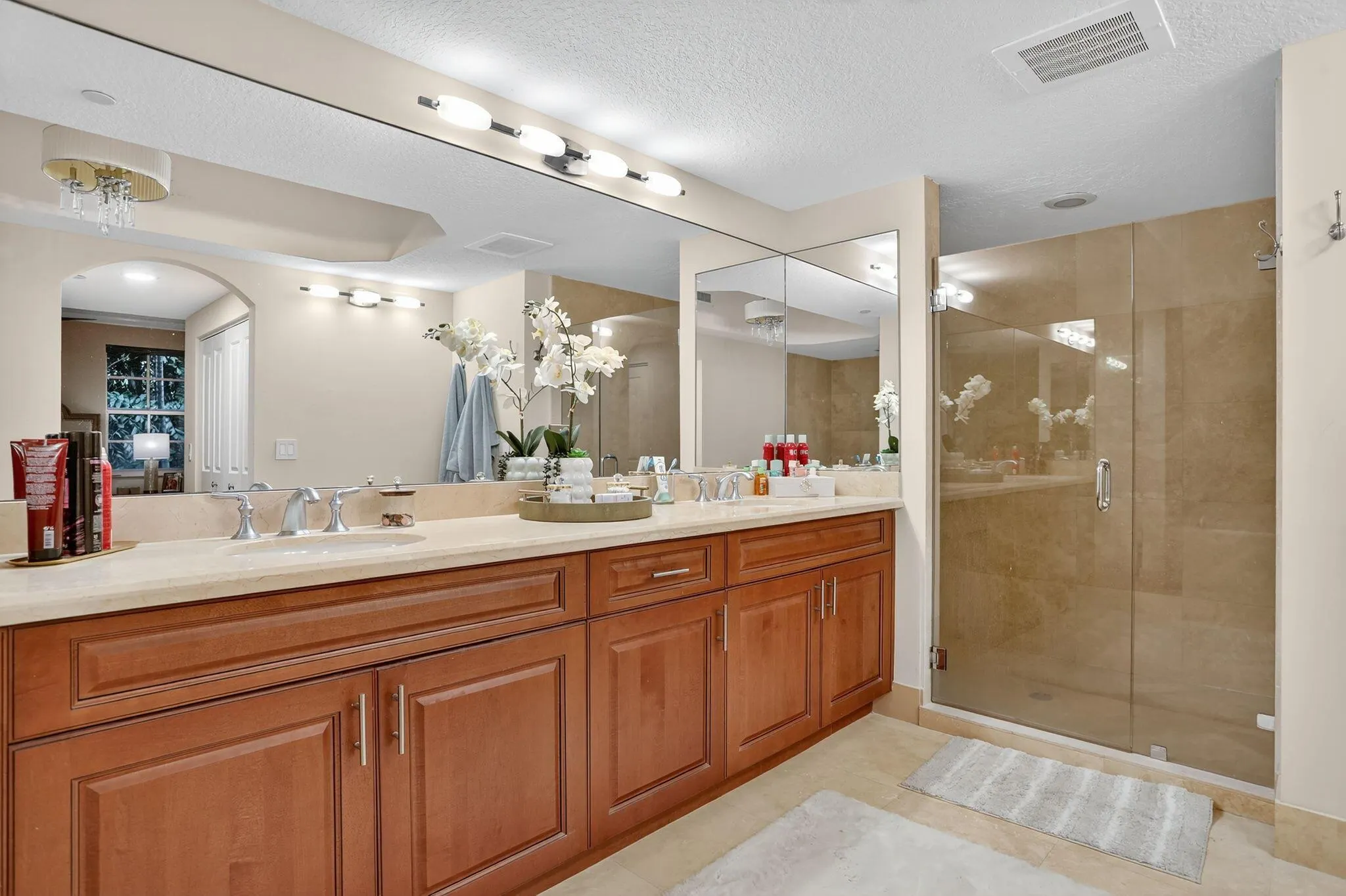 1200 Hillsboro Mile, #2203