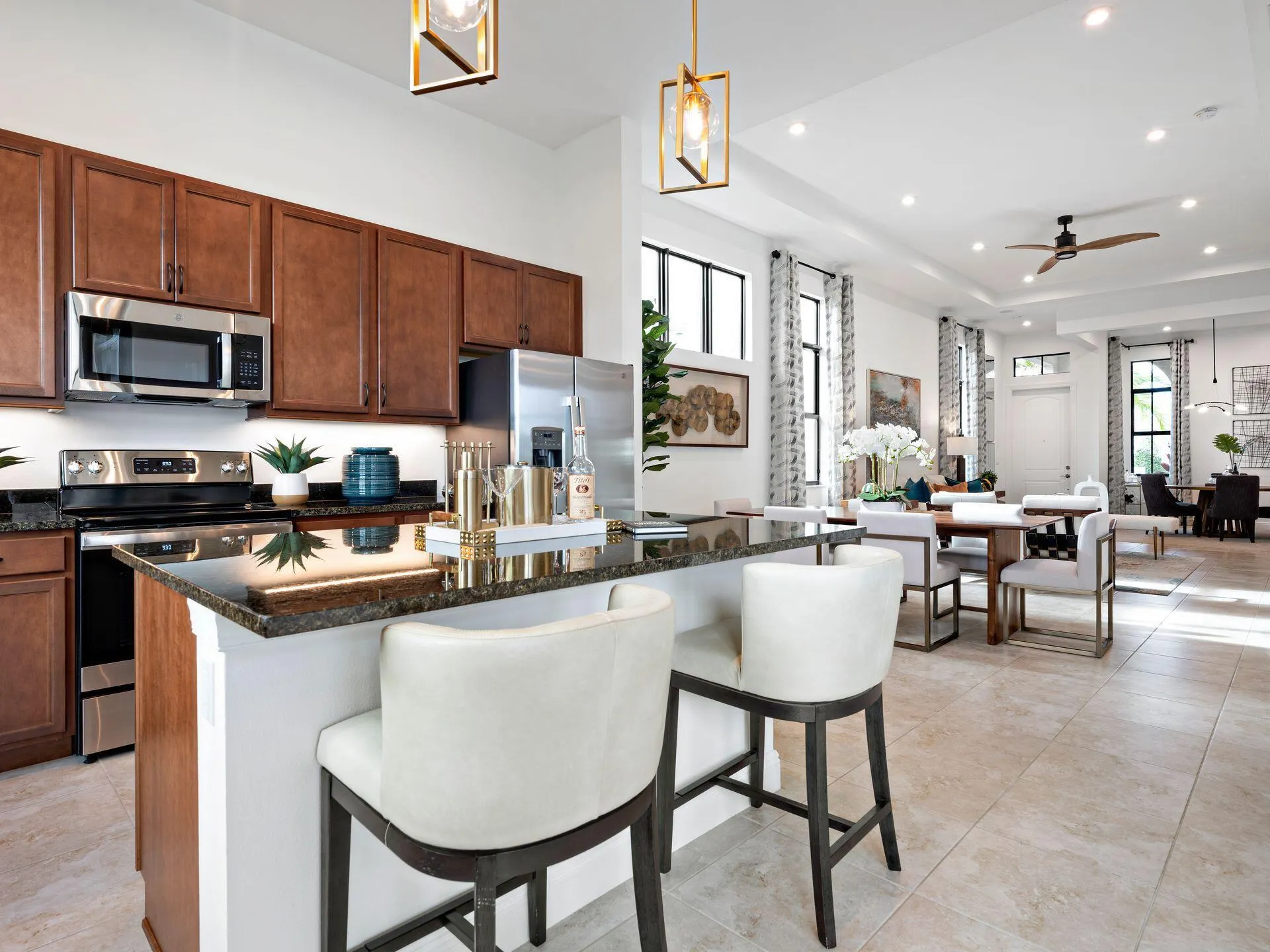 4976 Saint Armands Way