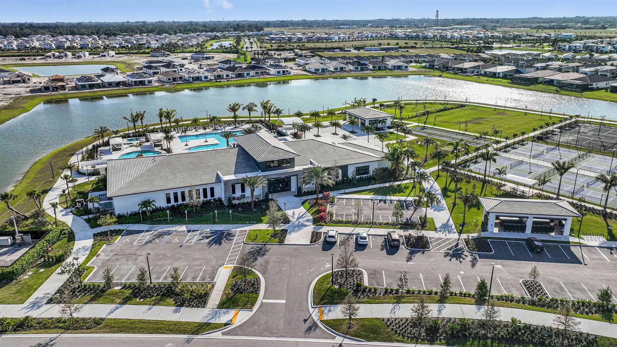 4976 Saint Armands Way