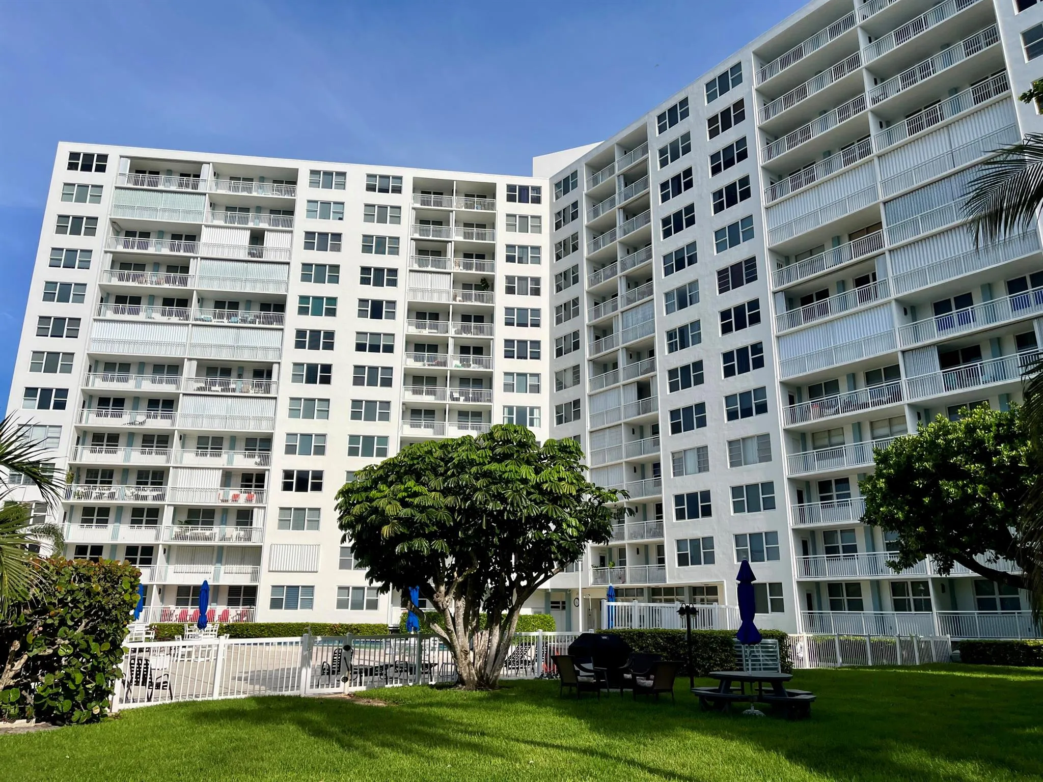 201 N Ocean Boulevard, #302