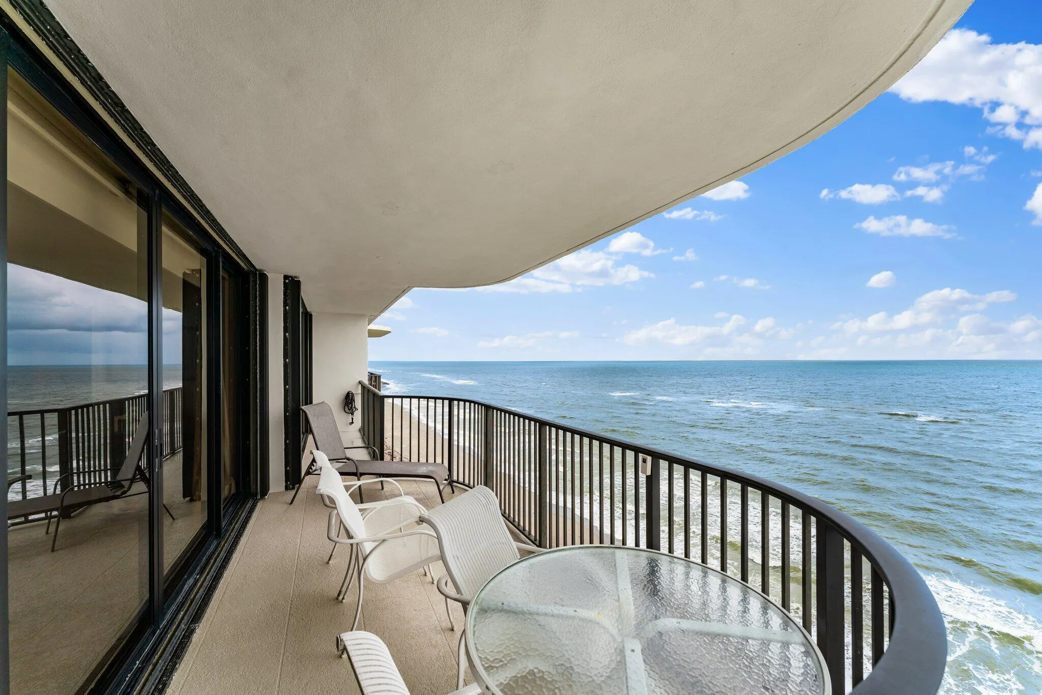 400 Beach Road, #Ph-C