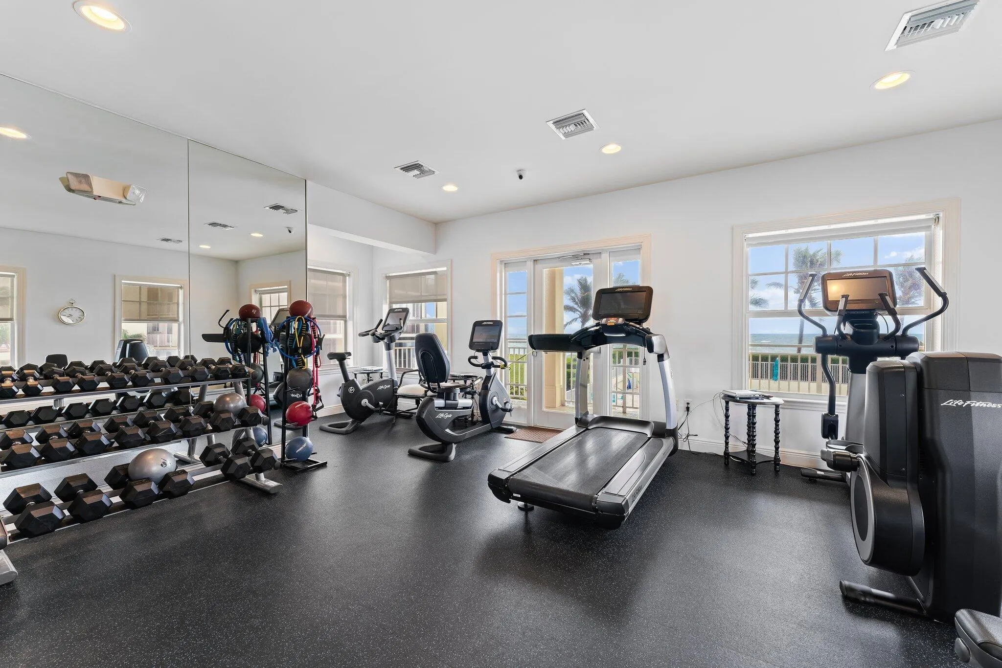 400 Beach Road, #Ph-C