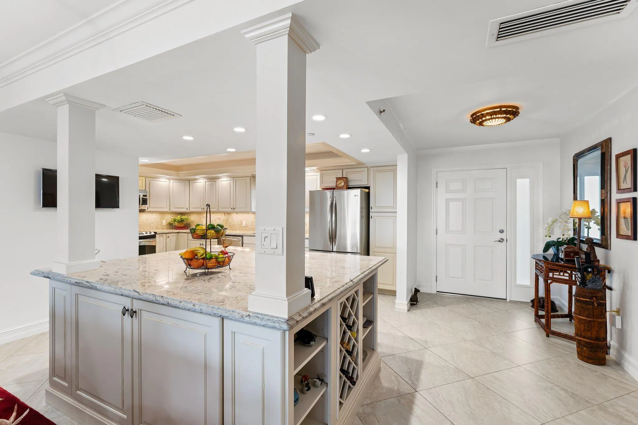 400 Beach Road, #Ph-C
