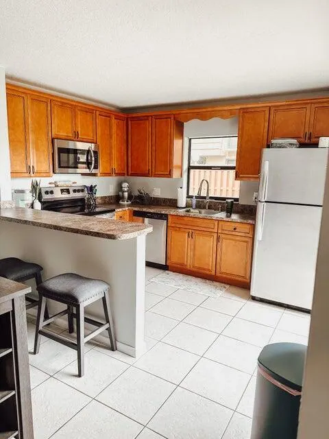 1402 Nebraska Avenue, #15d