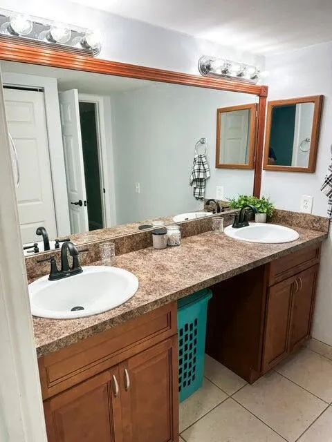 1402 Nebraska Avenue, #15d