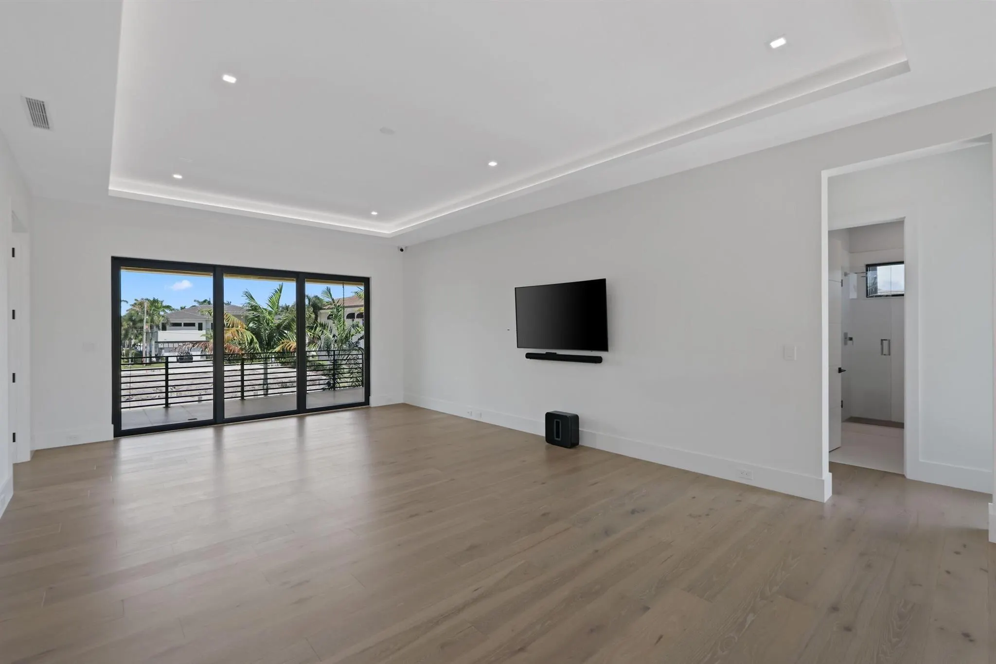 933 Allamanda Drive