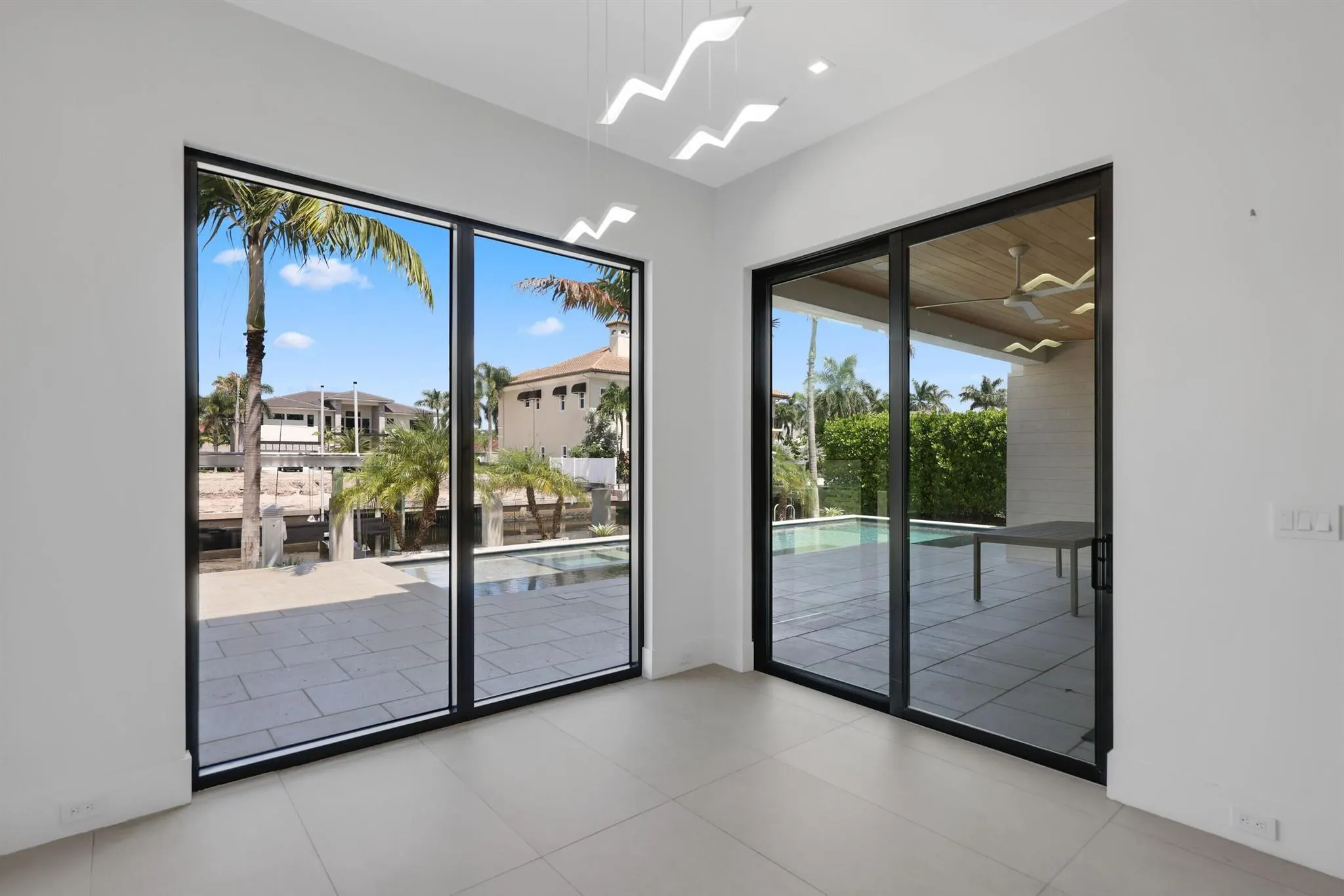 933 Allamanda Drive