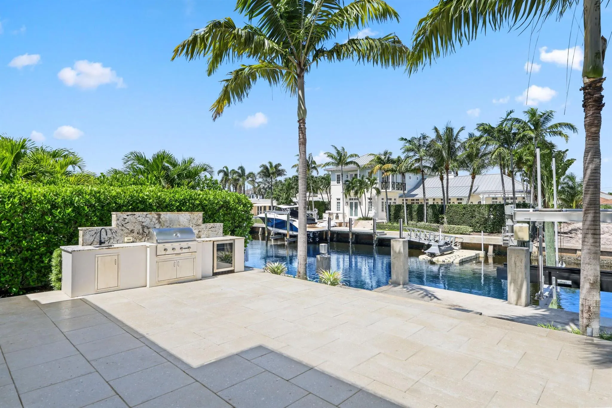 933 Allamanda Drive