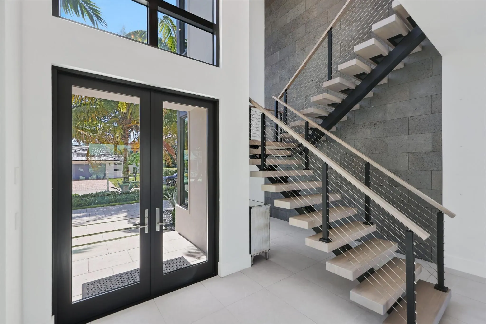 933 Allamanda Drive