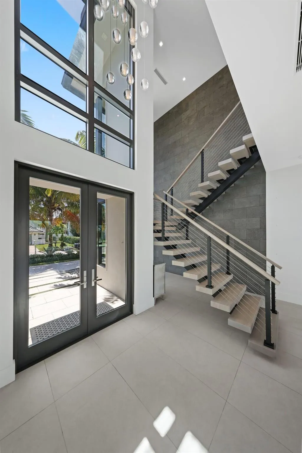 933 Allamanda Drive