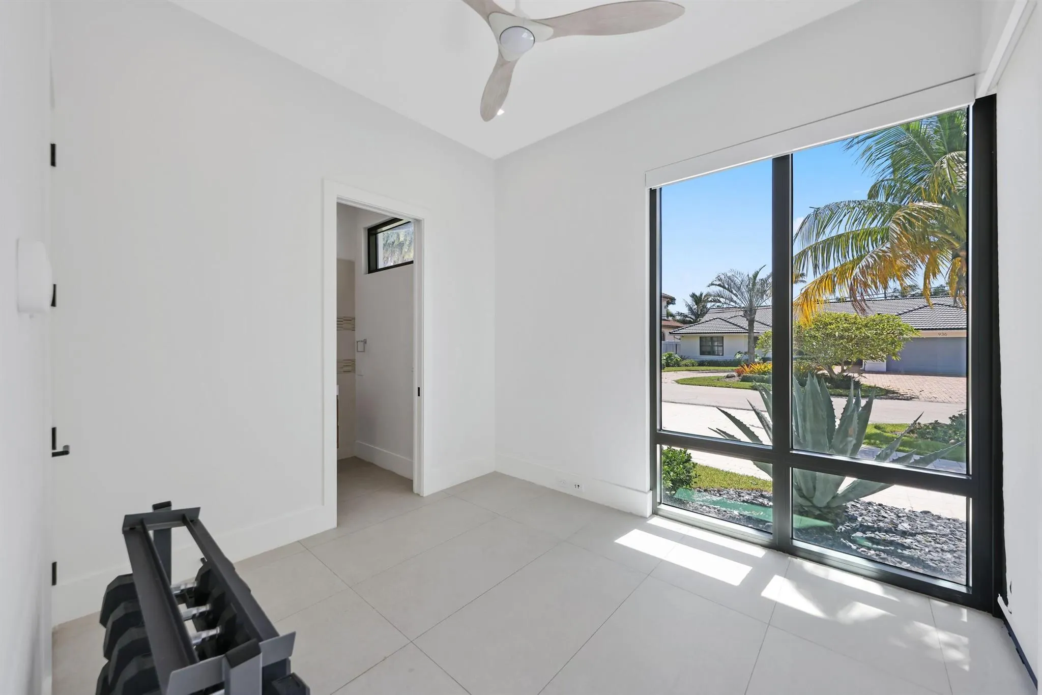 933 Allamanda Drive