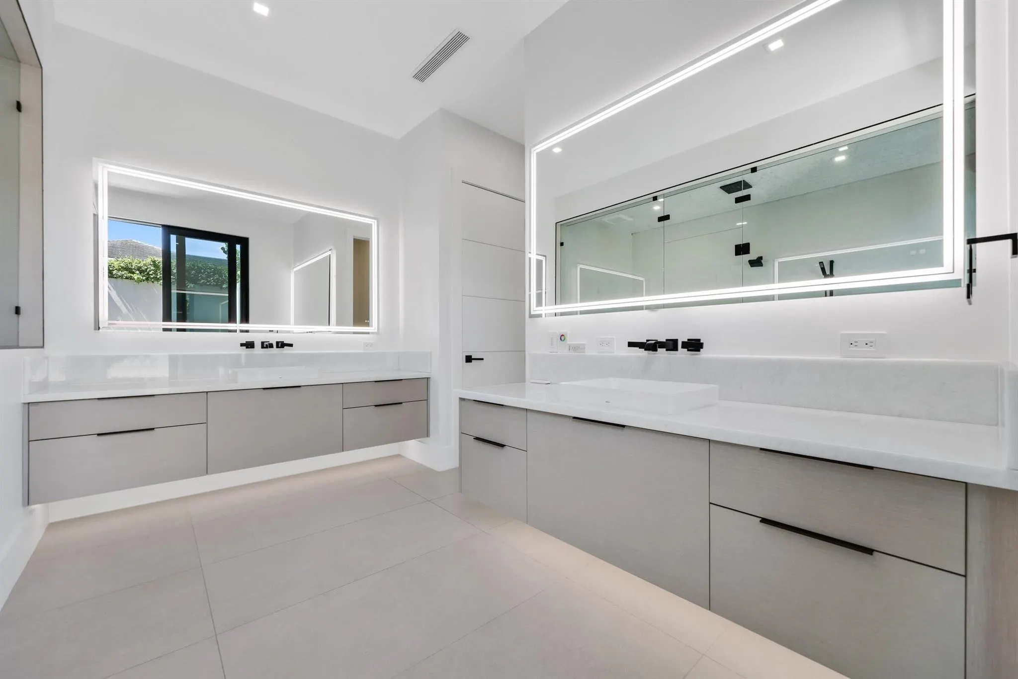 933 Allamanda Drive